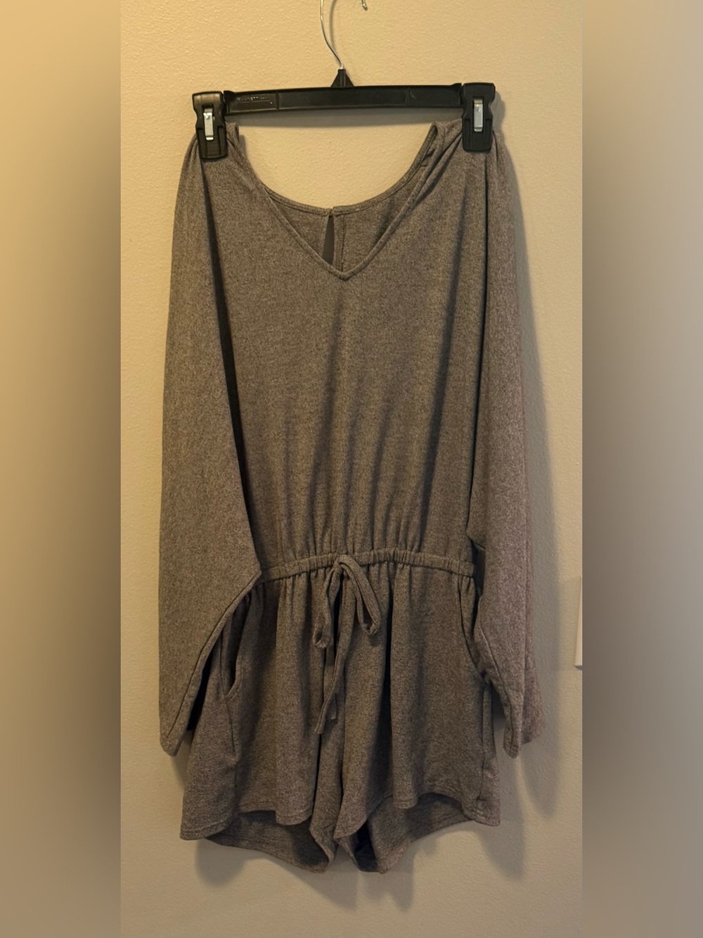 Women’s Gray Drawstring Waist Long Sleeve romper size small